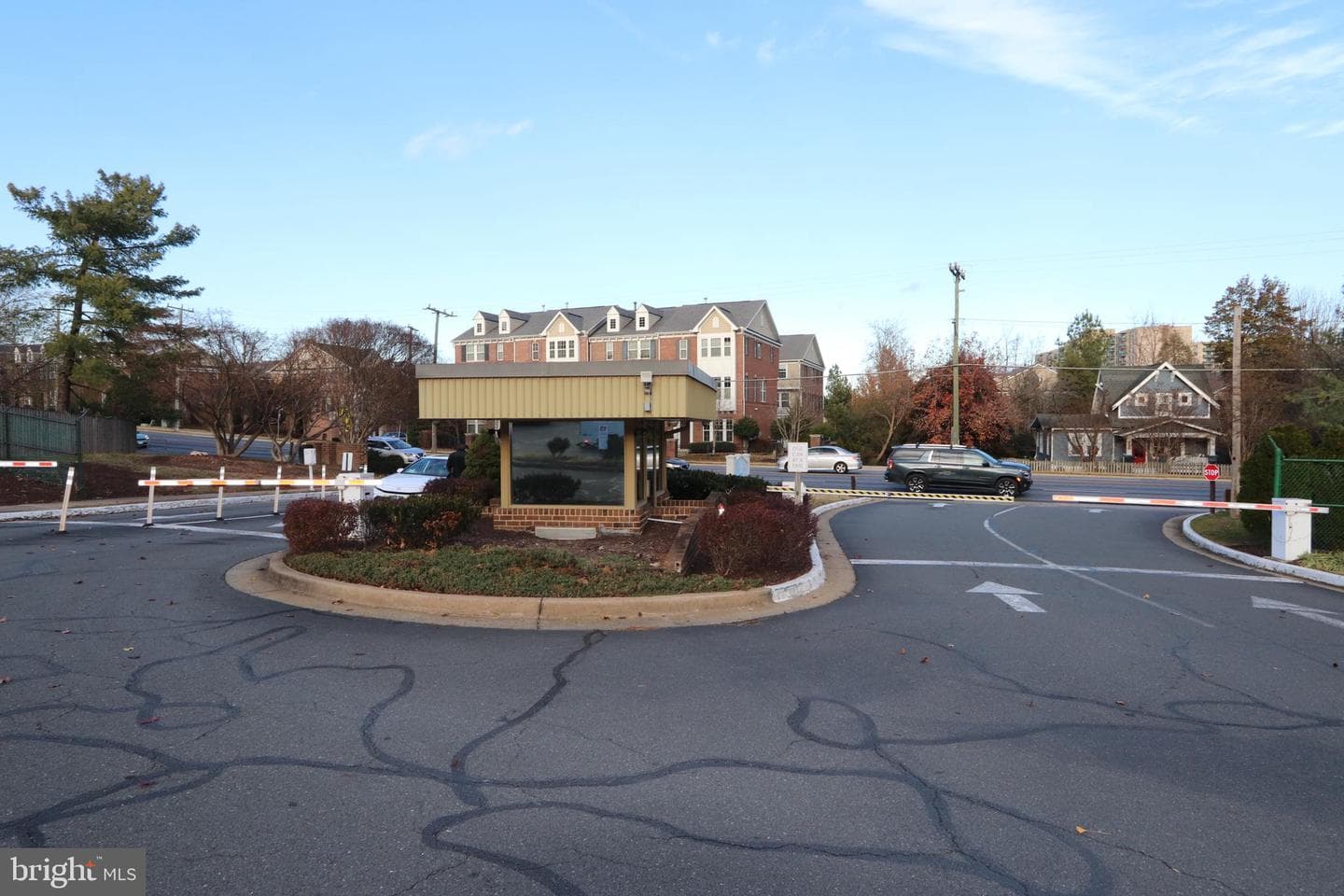 2059 Huntington Ave # 612 photo 30
