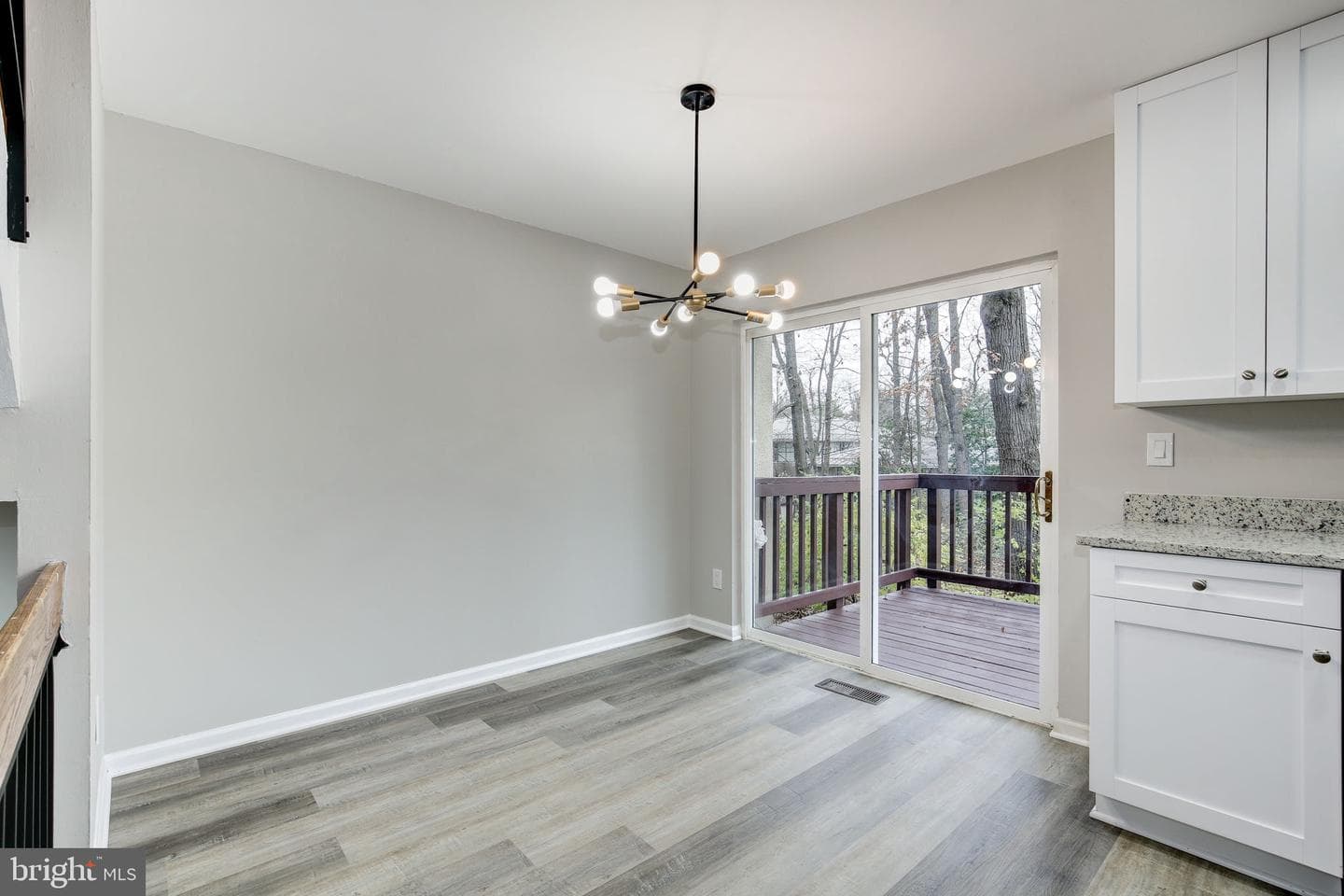 2394 Southgate Square photo 8