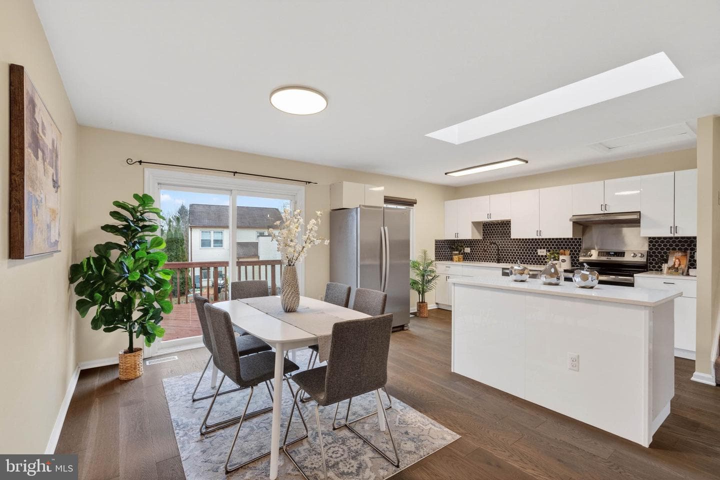 12819 Fantasia Drive photo 12