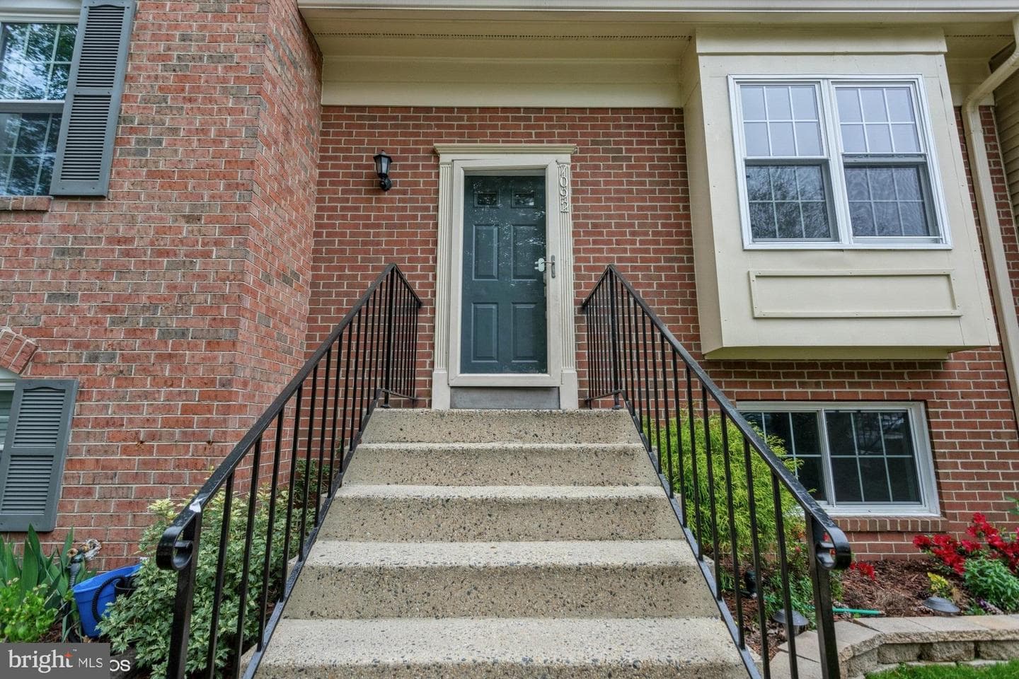 7092 Solomon Seal Court photo 3