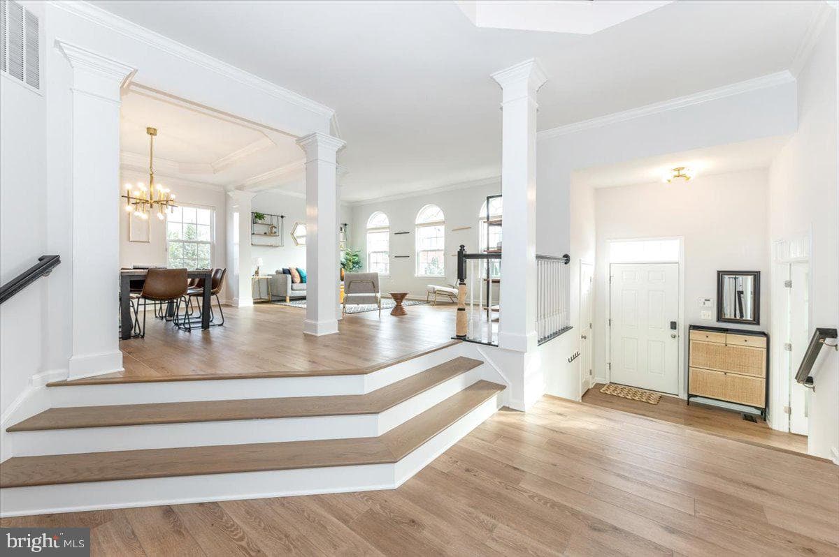 1686 Winterwood Court photo 4