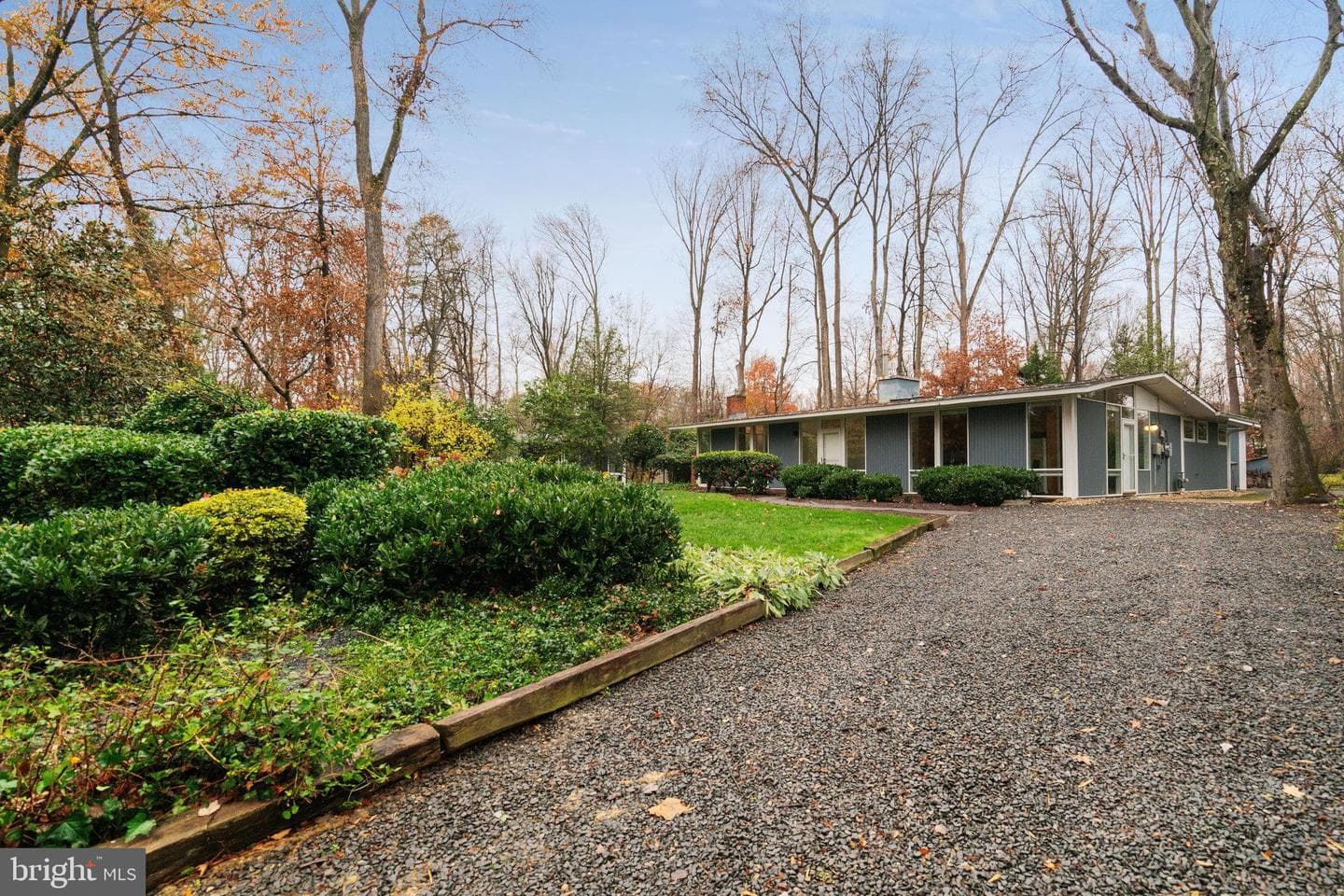 2406 Brentwood Place photo 3