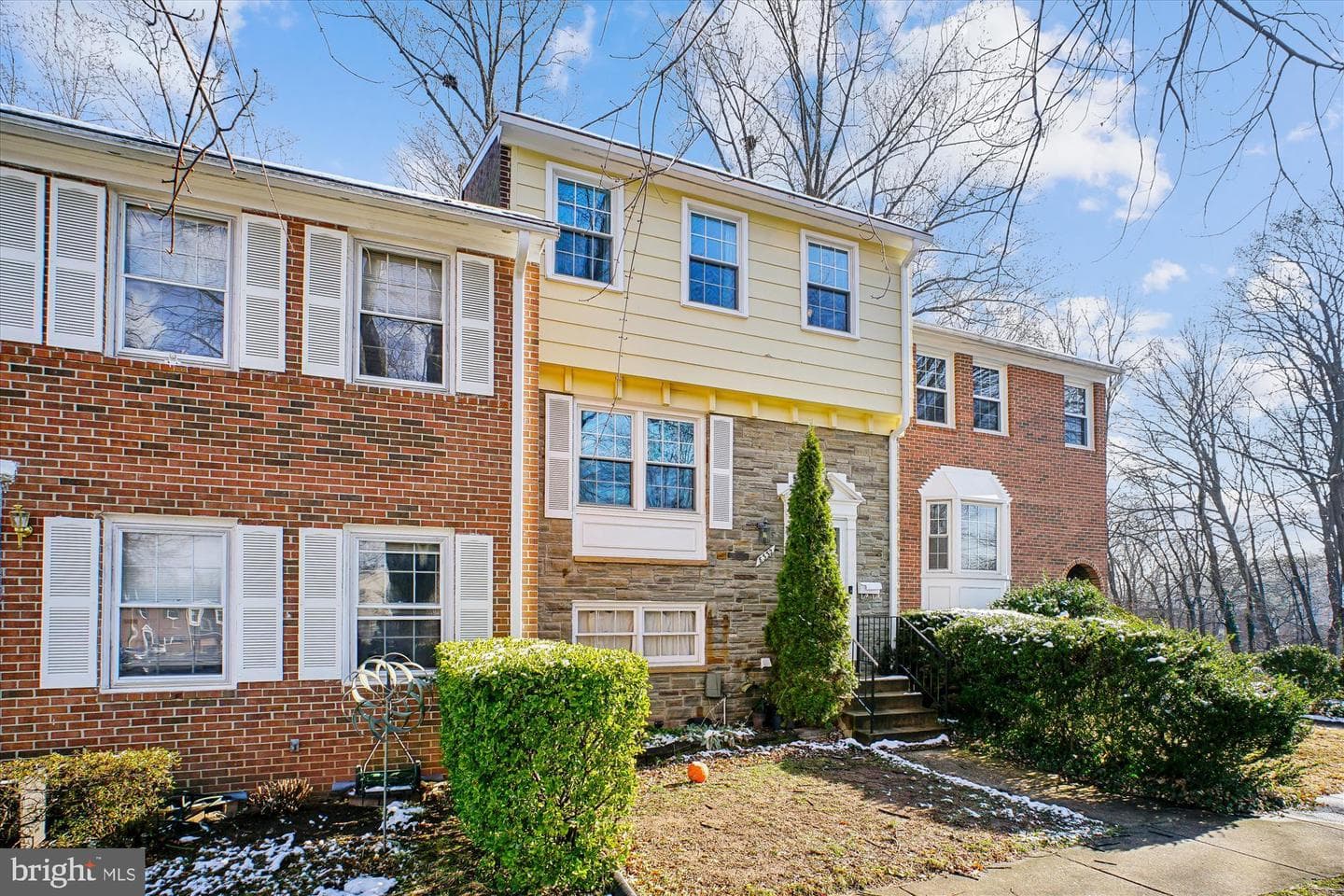 8332 Glastonbury Court photo 3