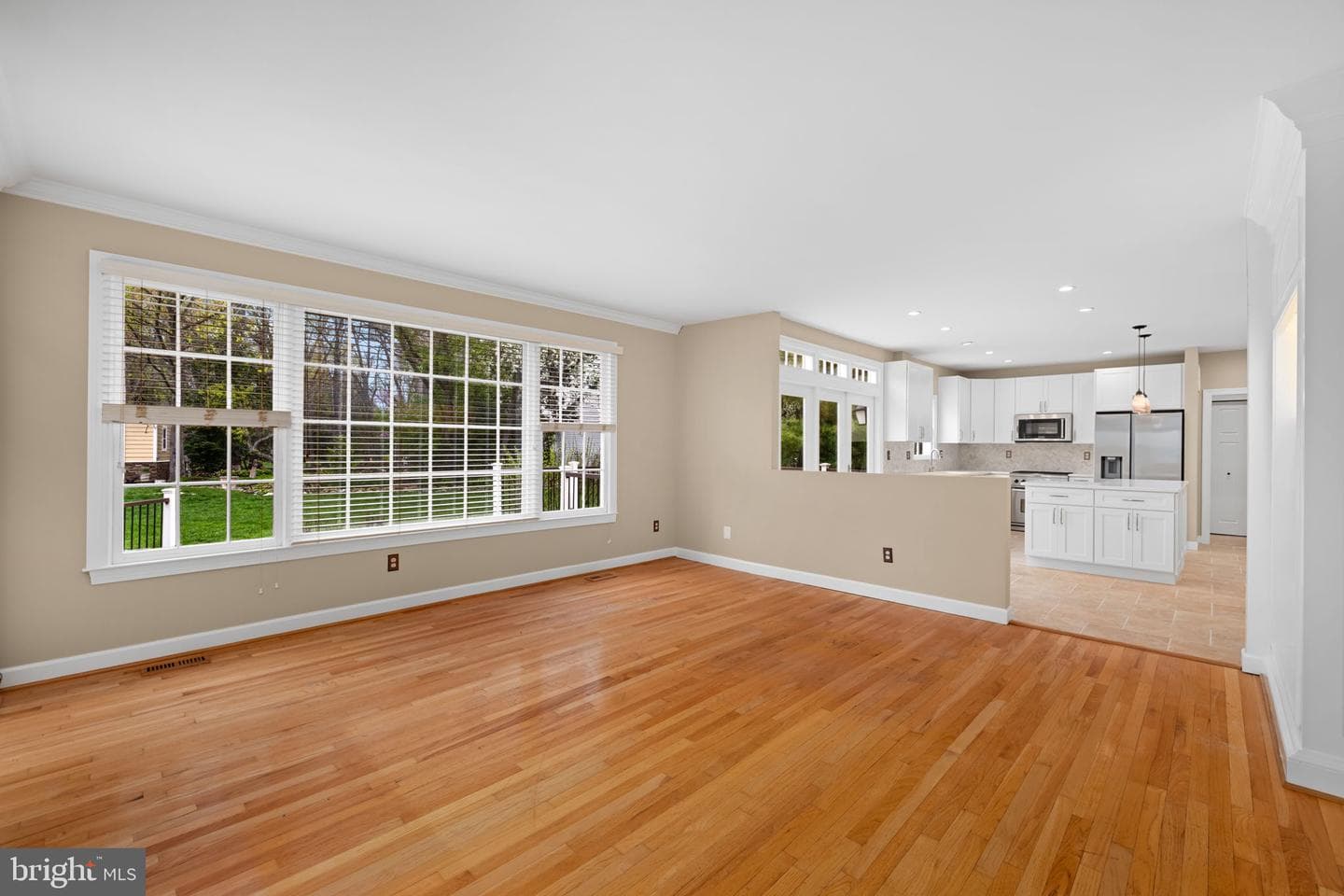 9849 South Park Circle photo 14