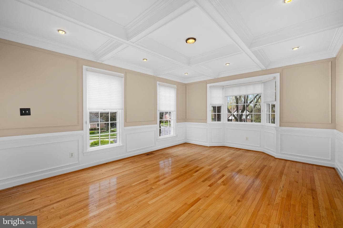 9849 South Park Circle photo 17