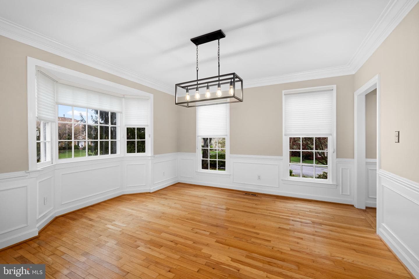 9849 South Park Circle photo 19