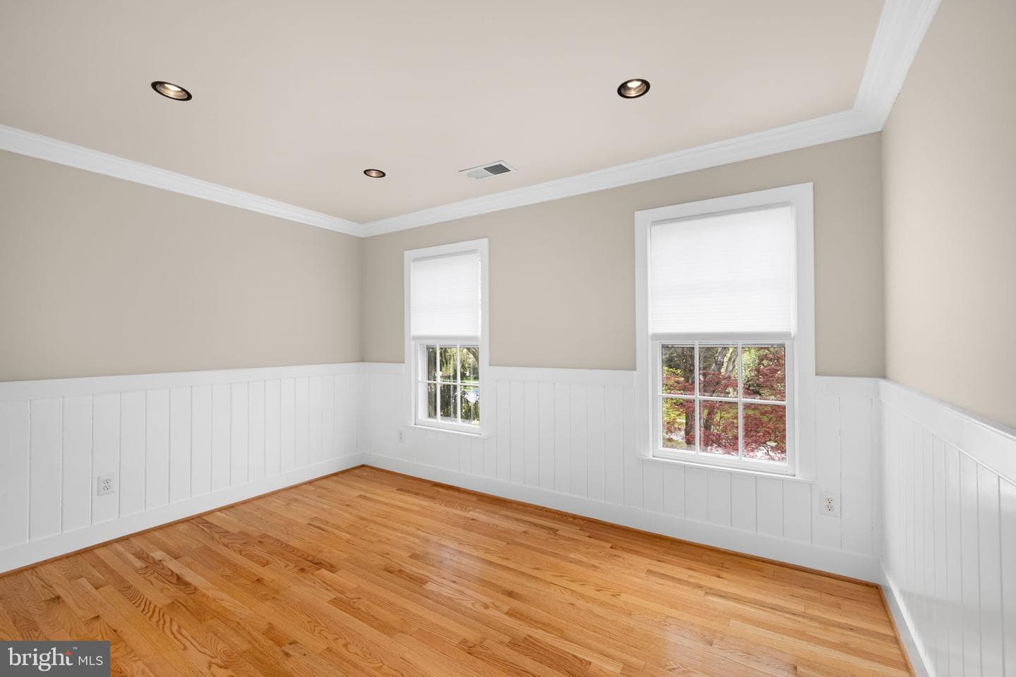 9849 South Park Circle photo 31