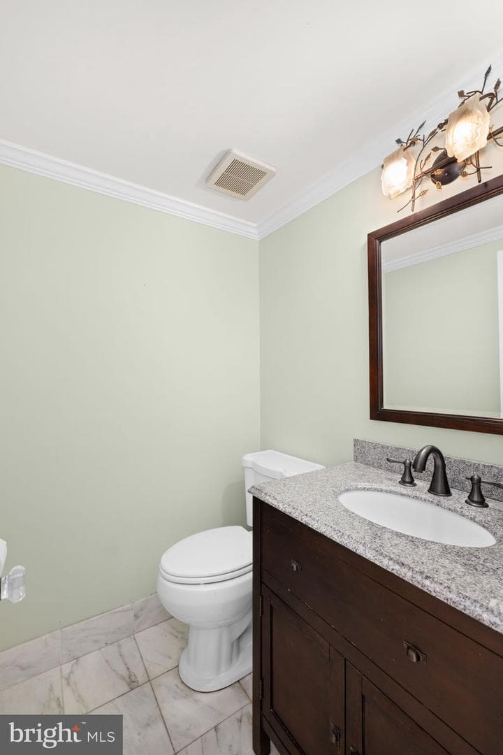 9849 South Park Circle photo 37