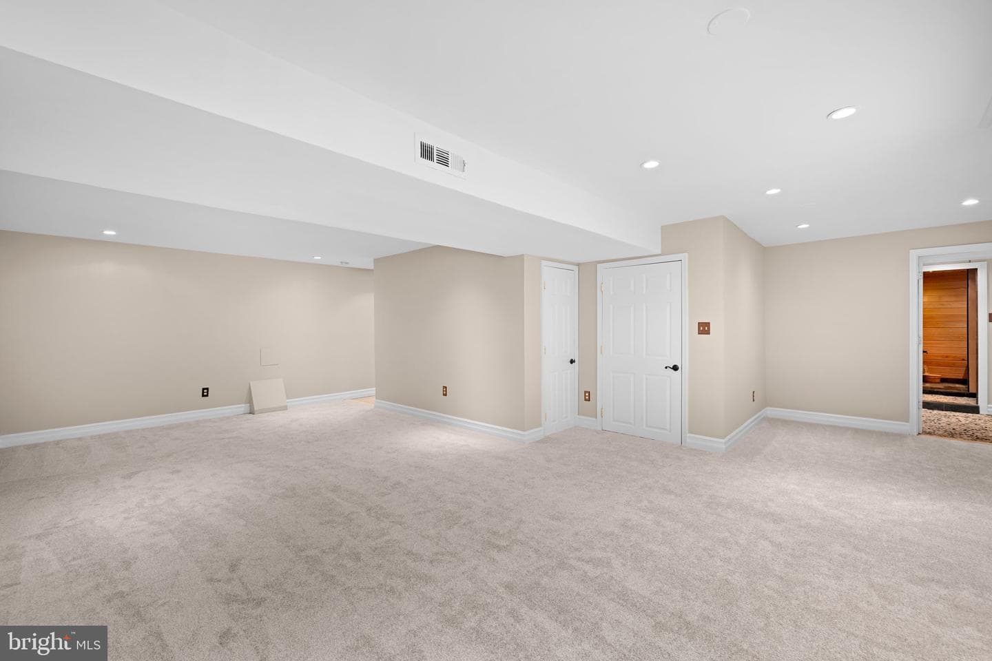 9849 South Park Circle photo 40