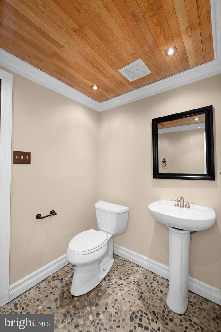 9849 South Park Circle photo 44