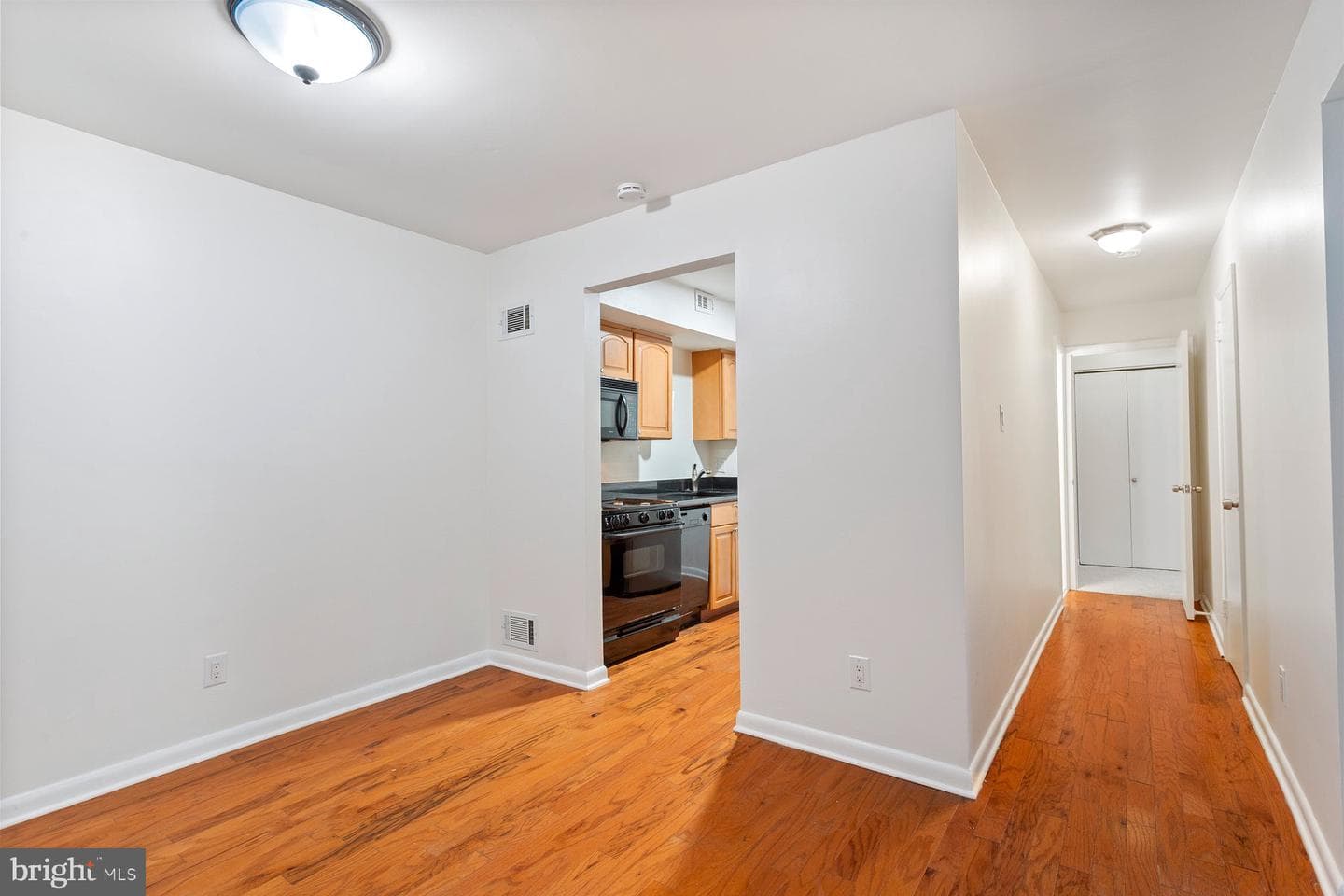 11611 Vantage Hill Road #1a photo 2