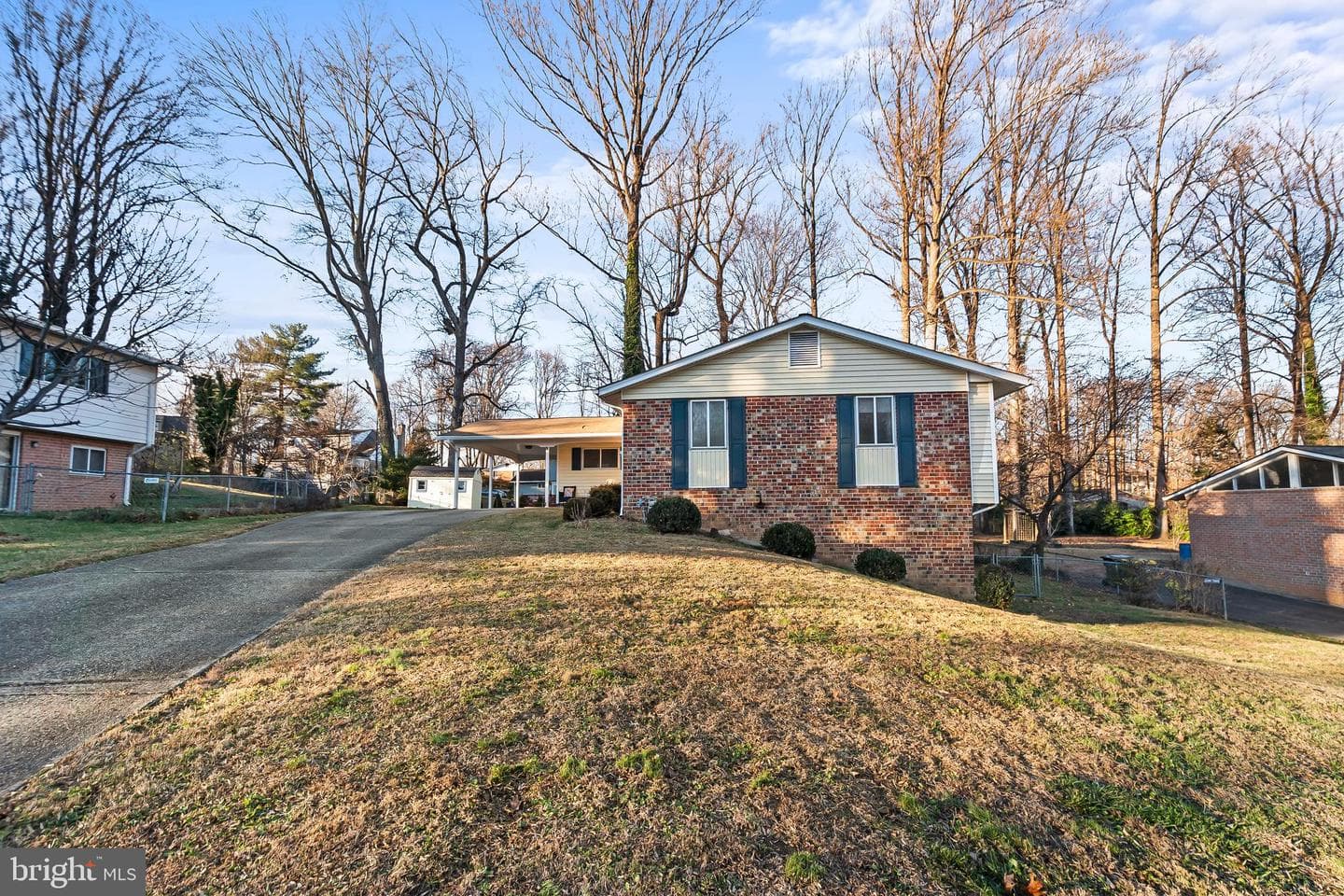 4914 Wycliff Lane photo 3