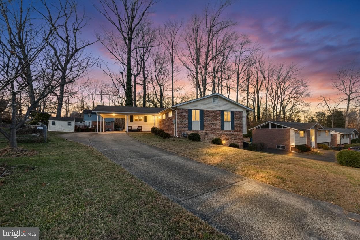 4914 Wycliff Lane photo 4