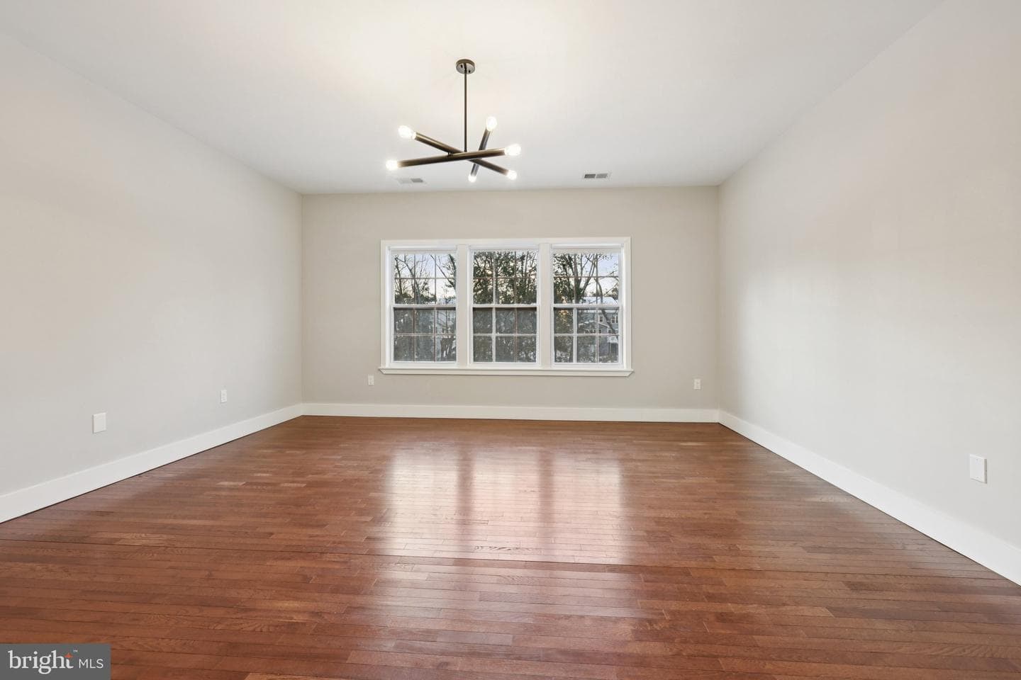 6057 Brook Drive photo 20