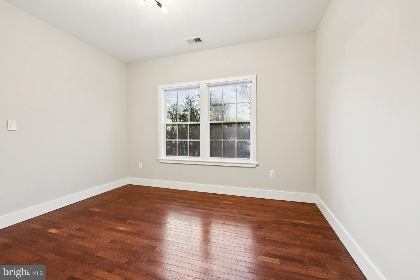 6057 Brook Drive photo 30