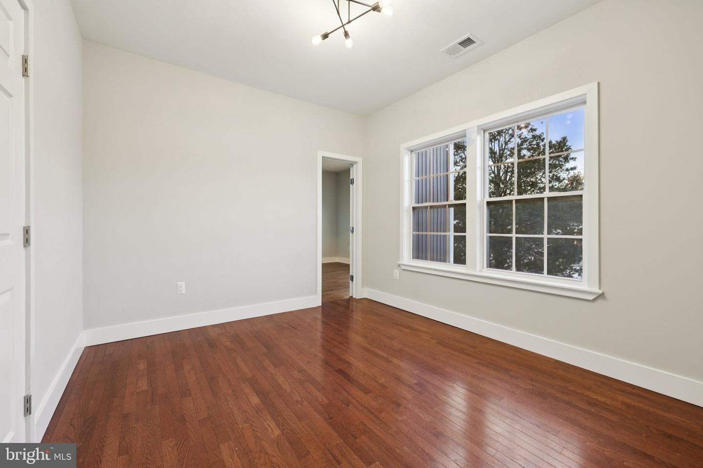 6057 Brook Drive photo 35