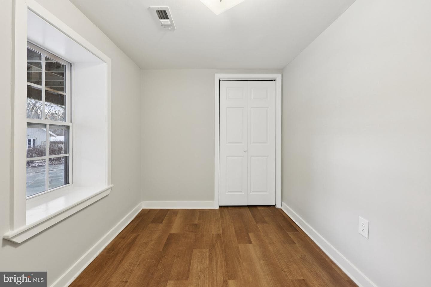 6057 Brook Drive photo 52