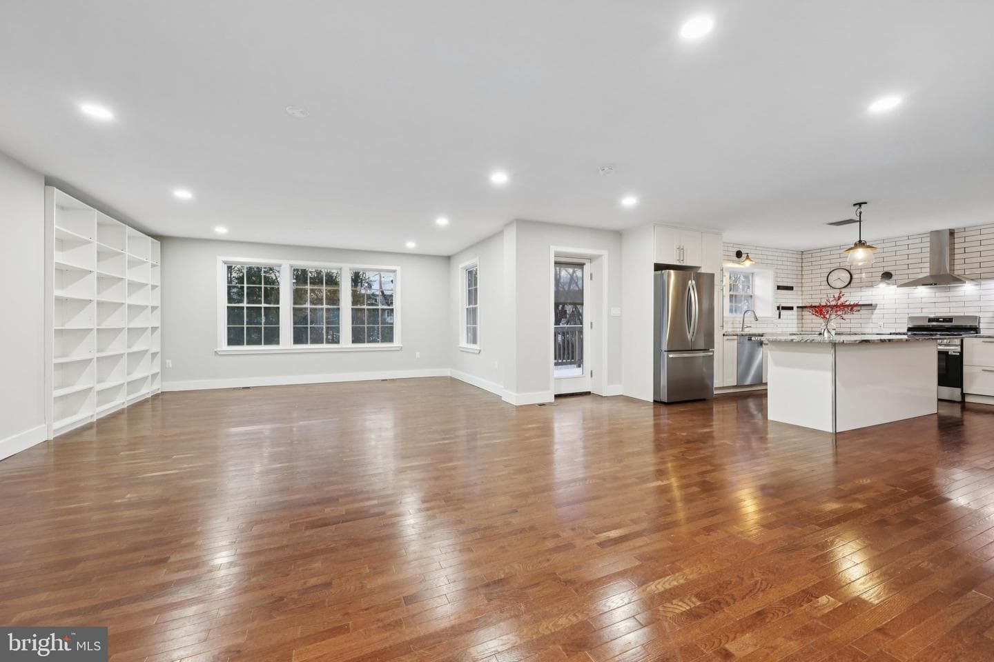 6057 Brook Drive photo 7