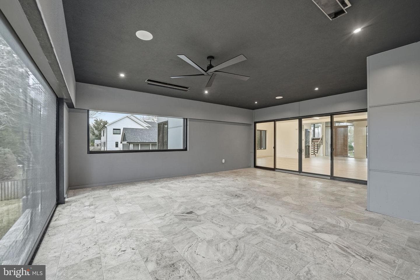 6910 Bright Avenue photo 100