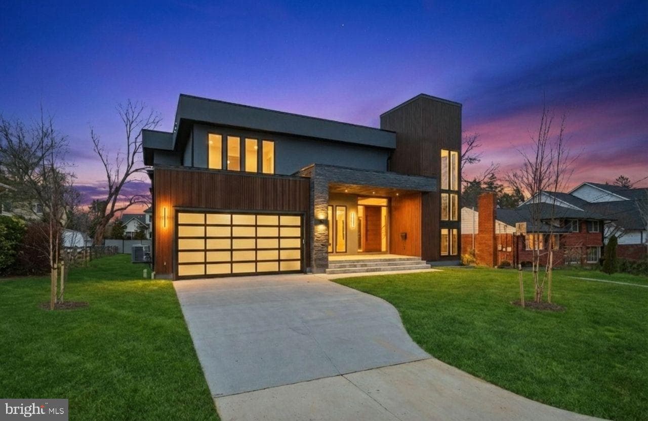 6910 Bright Avenue photo 102