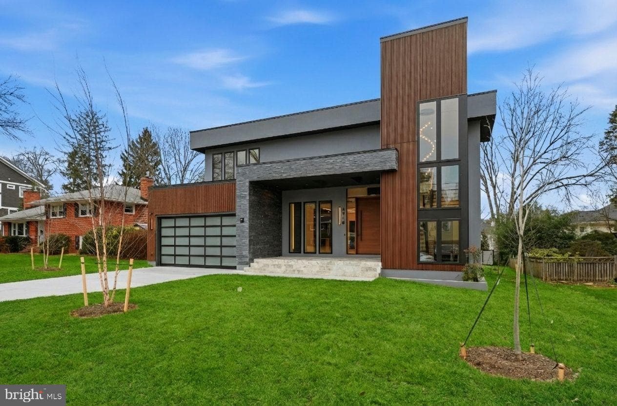 6910 Bright Avenue, Mclean