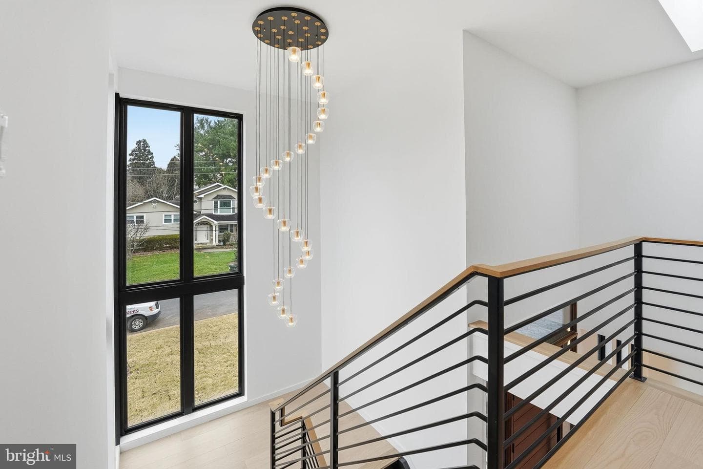 6910 Bright Avenue photo 50