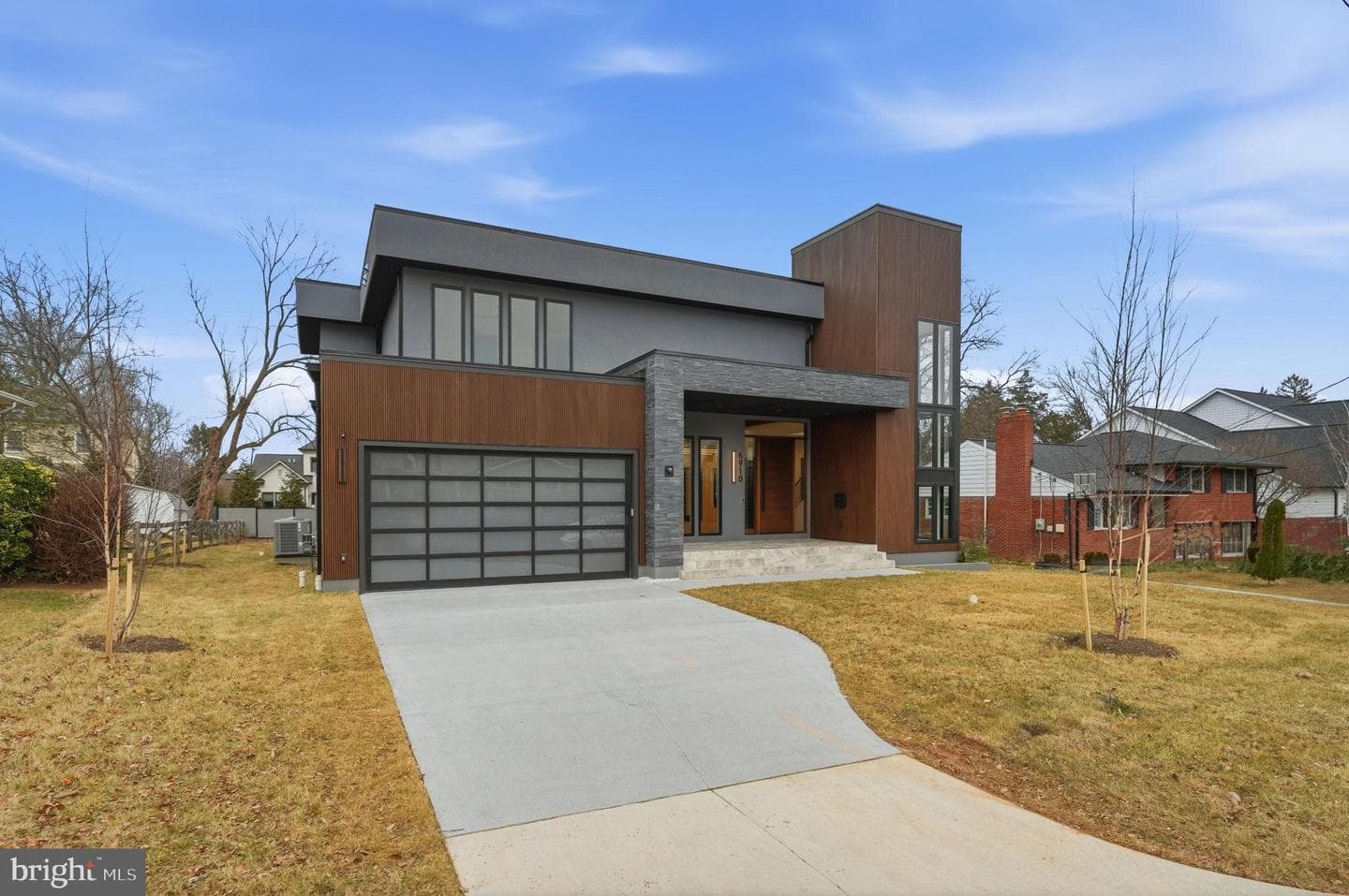 6910 Bright Avenue photo 94