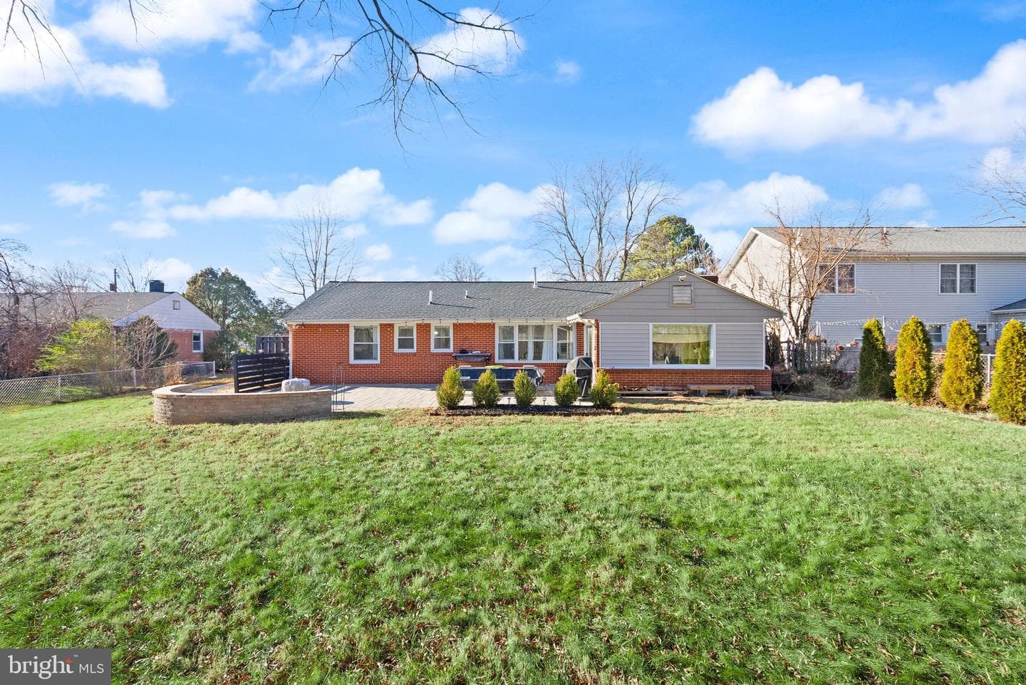 6305 Hillview Avenue photo 2