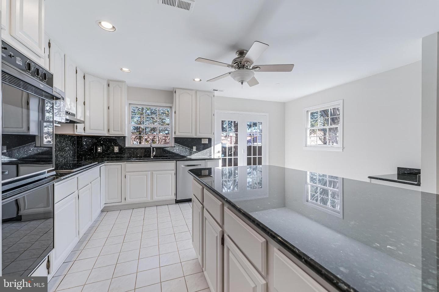 13130 Pavilion Lane photo 20