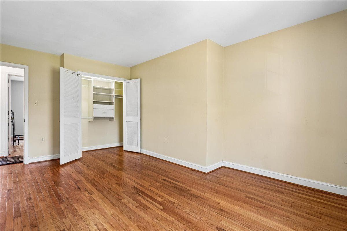6315 Olde Towne Court photo 11