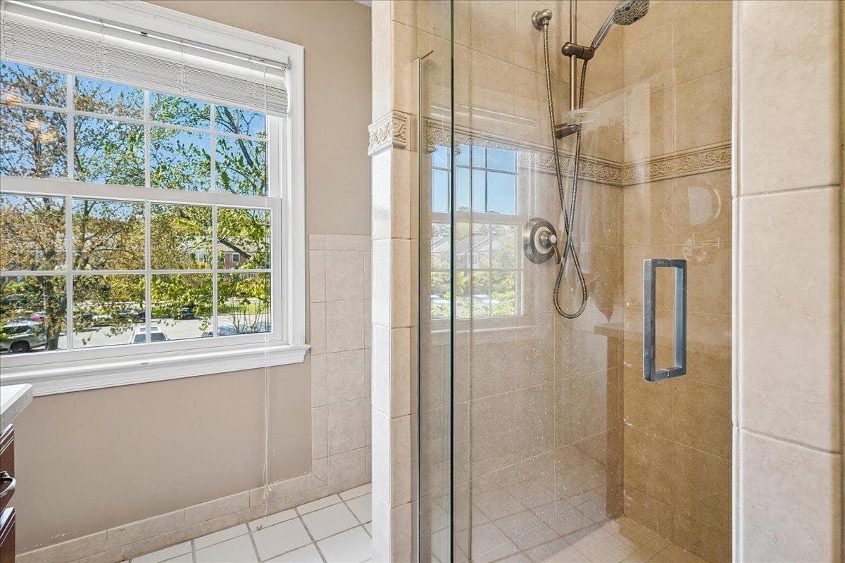6315 Olde Towne Court photo 12