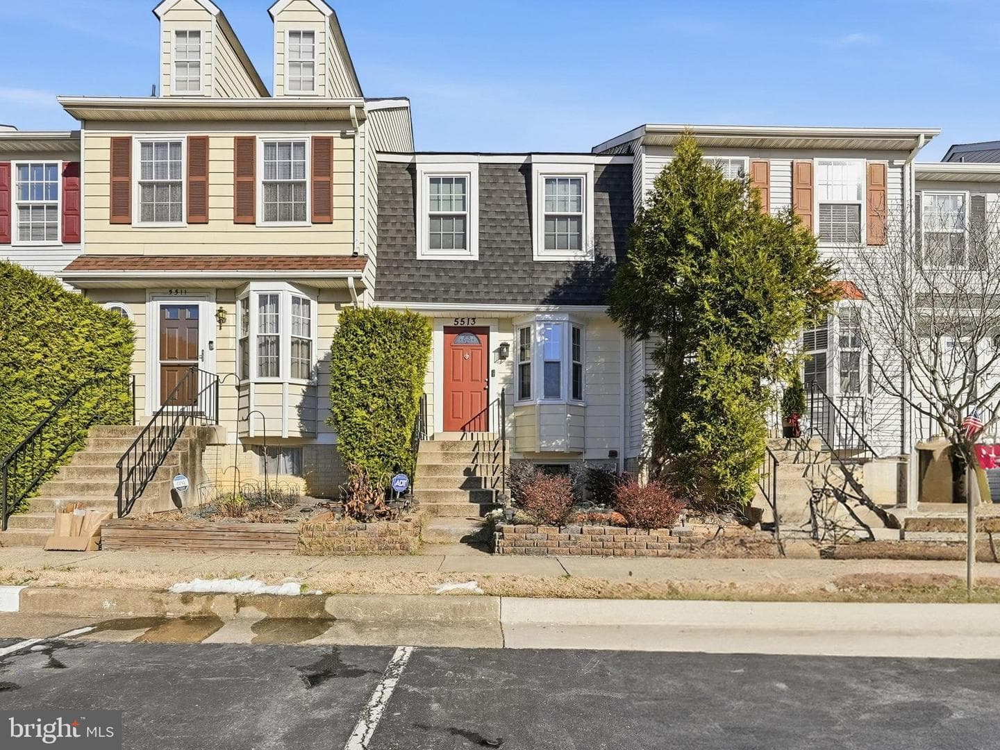 5513 Woodlawn Manor Court
