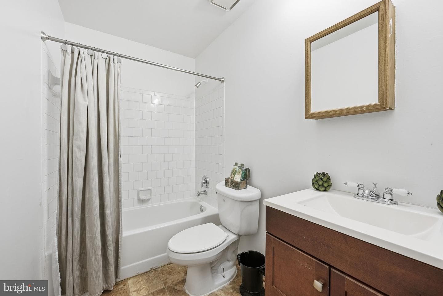 5513 Woodlawn Manor Court photo 25