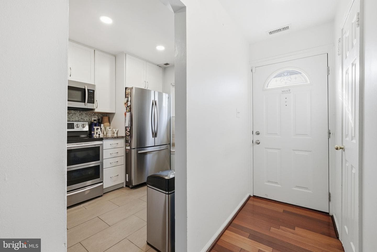 5513 Woodlawn Manor Court photo 3