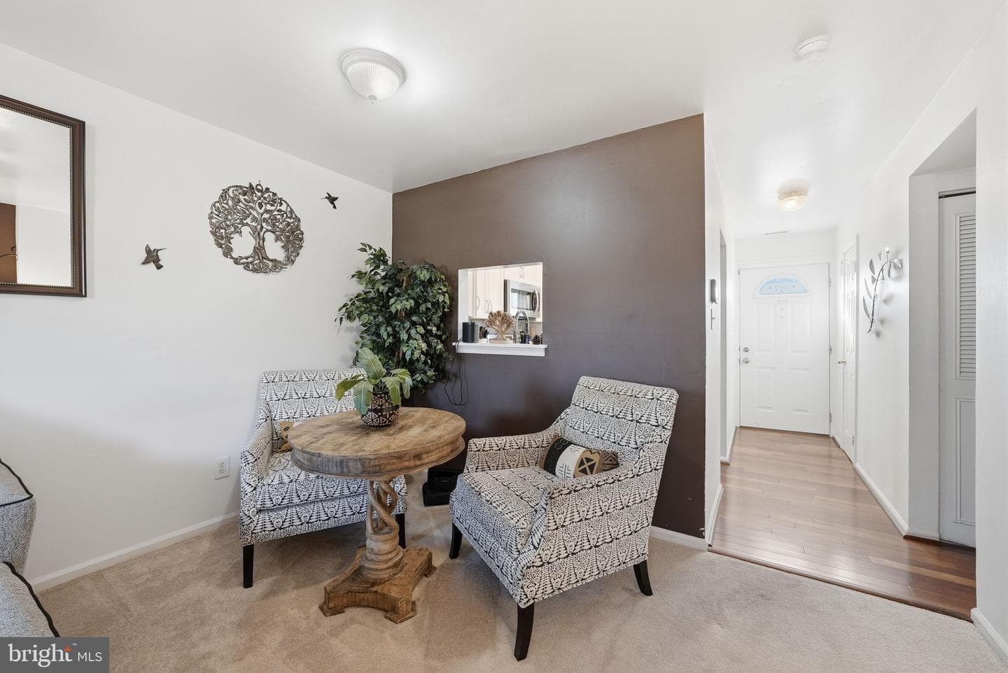 5513 Woodlawn Manor Court photo 8