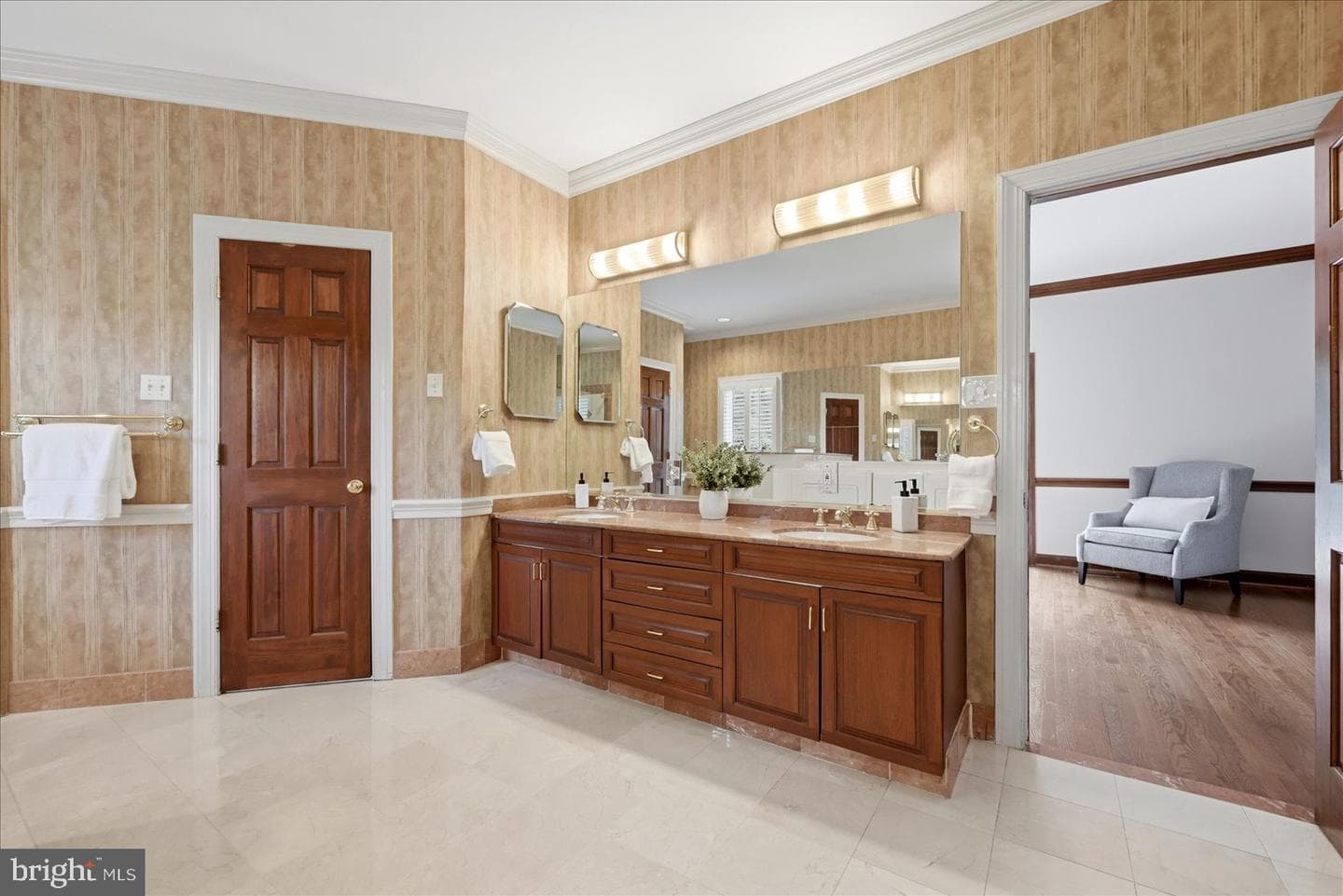 10105 Walker Lake Drive photo 58