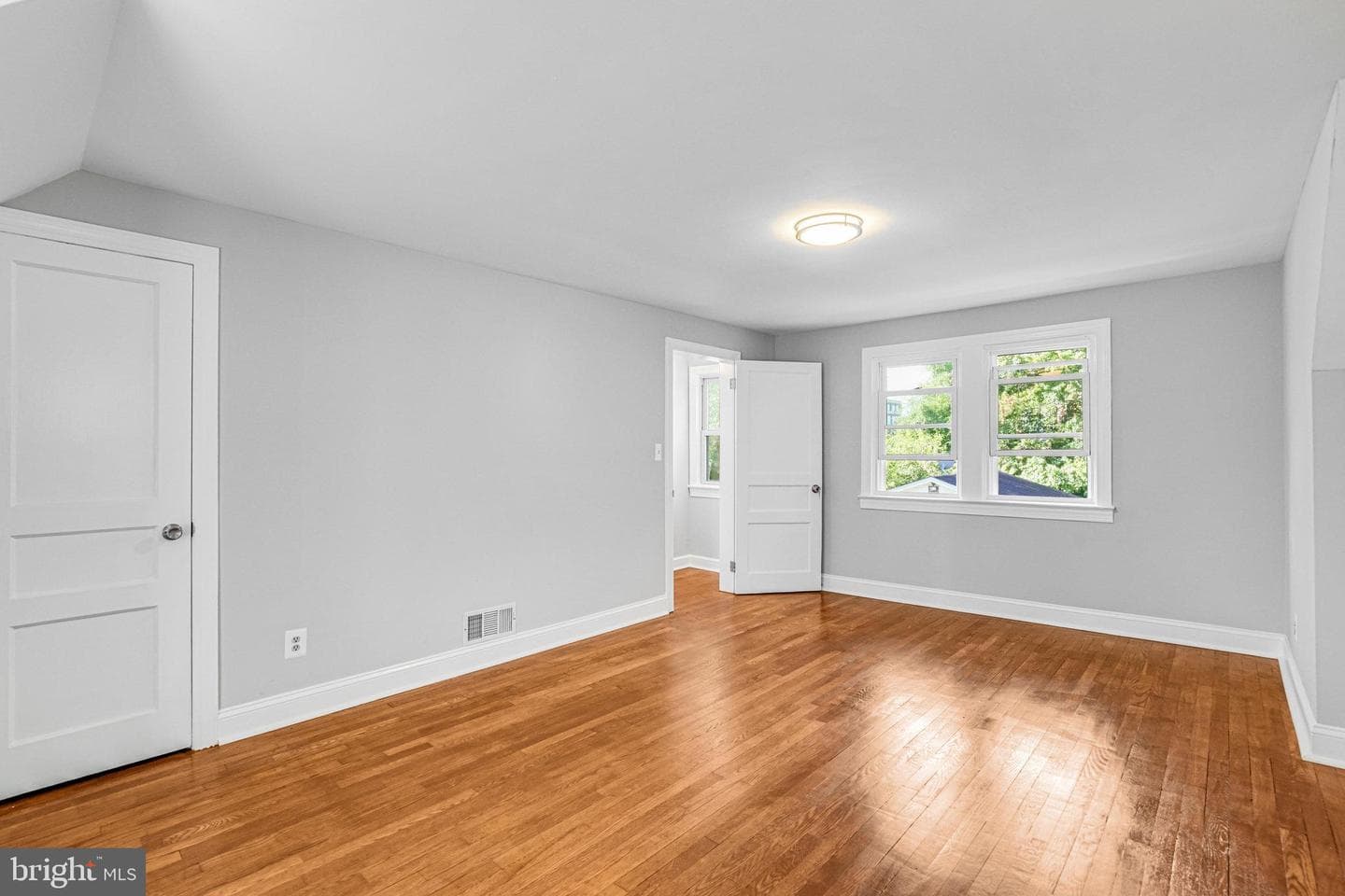 8230 Gregory Drive photo 29