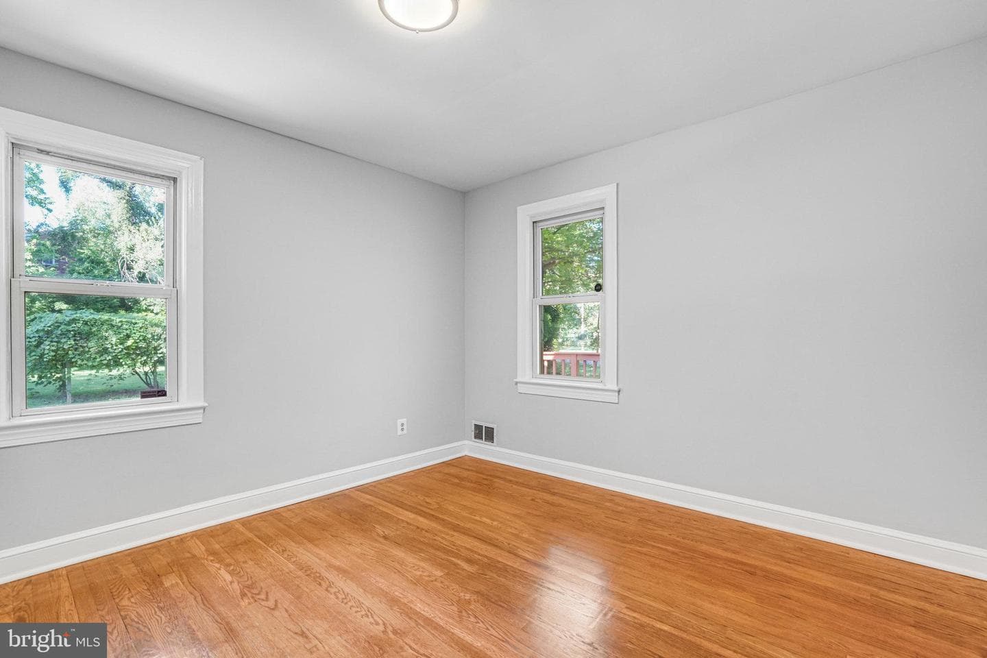 8230 Gregory Drive photo 8