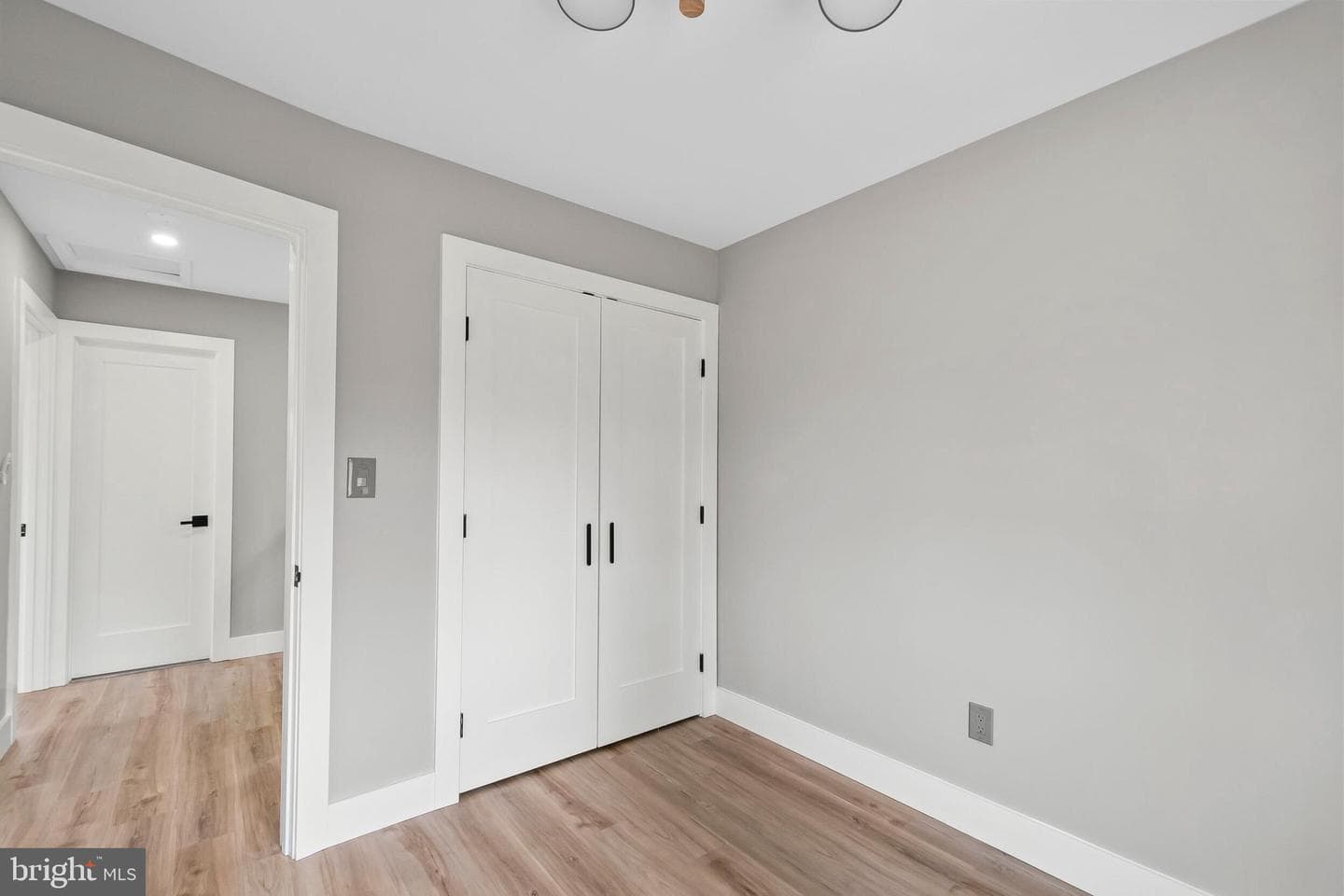 5401 Ferndale Street photo 33