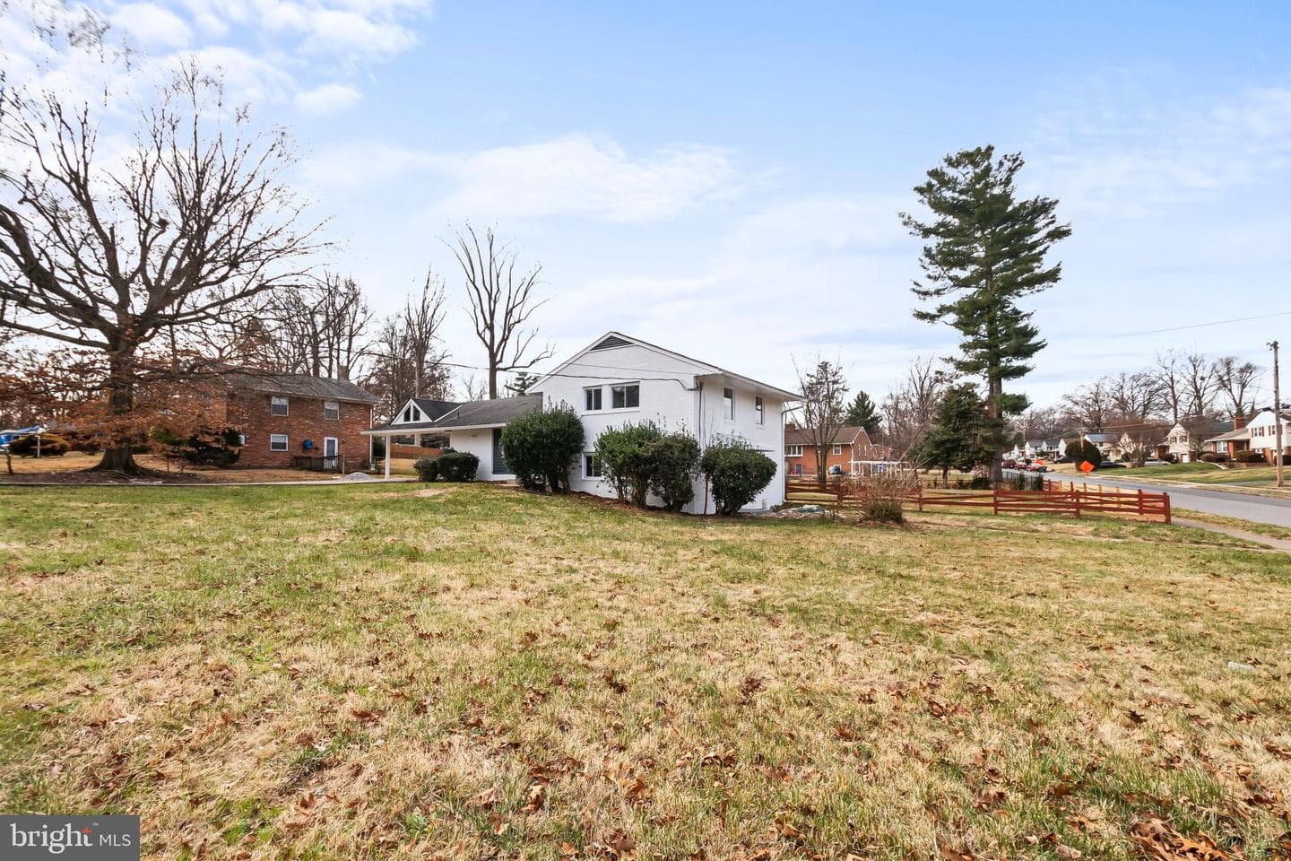 5401 Ferndale Street photo 59