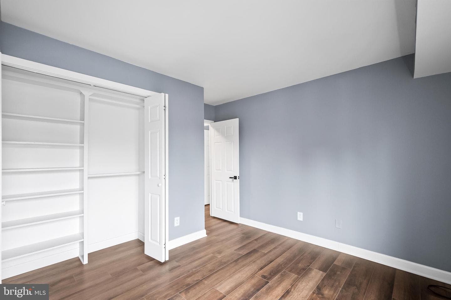 6001 Arlington Boulevard #102 photo 22