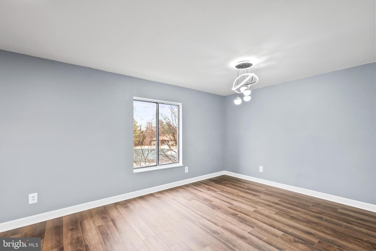 6001 Arlington Boulevard #102 photo 9