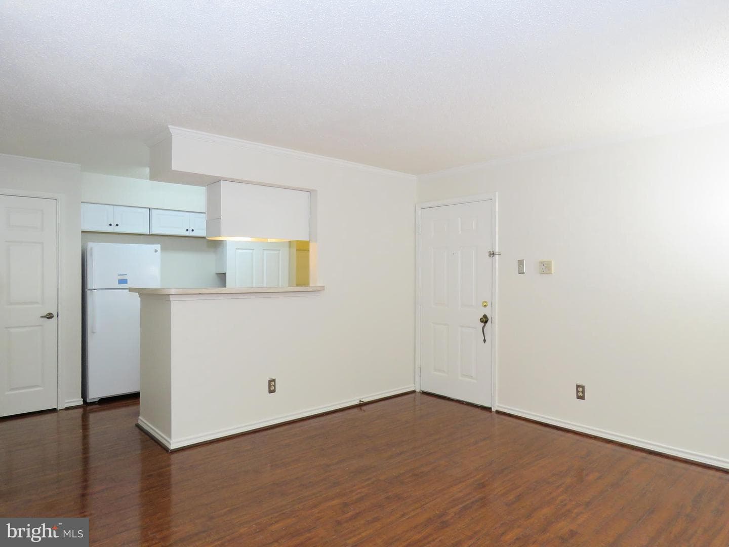 1532 Lincoln Way #203 photo 11