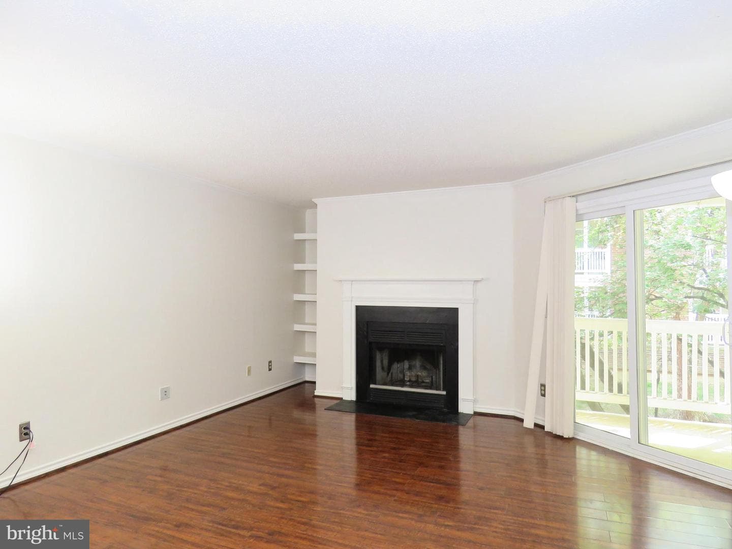 1532 Lincoln Way #203 photo 9