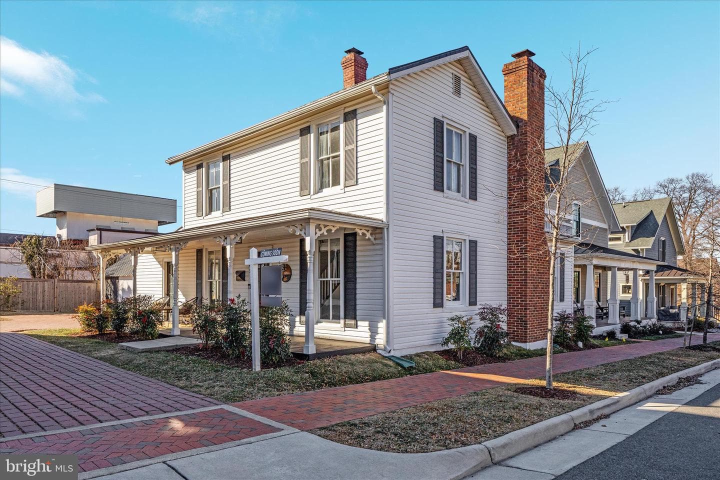 645 Jefferson Street photo 2