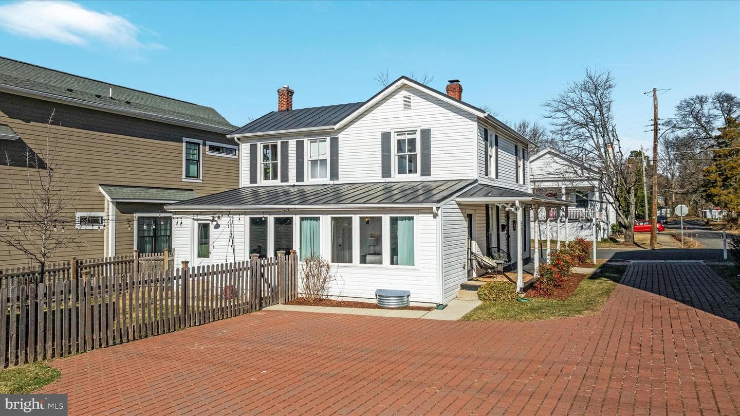 645 Jefferson Street photo 49
