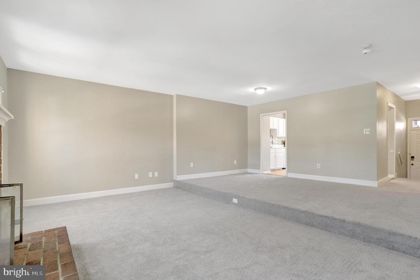 8225 Cedar Landing Court photo 11