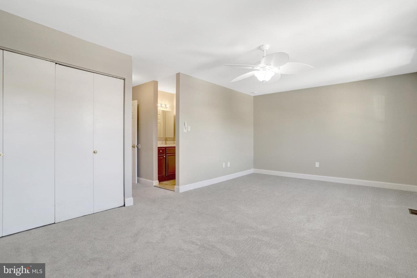 8225 Cedar Landing Court photo 13