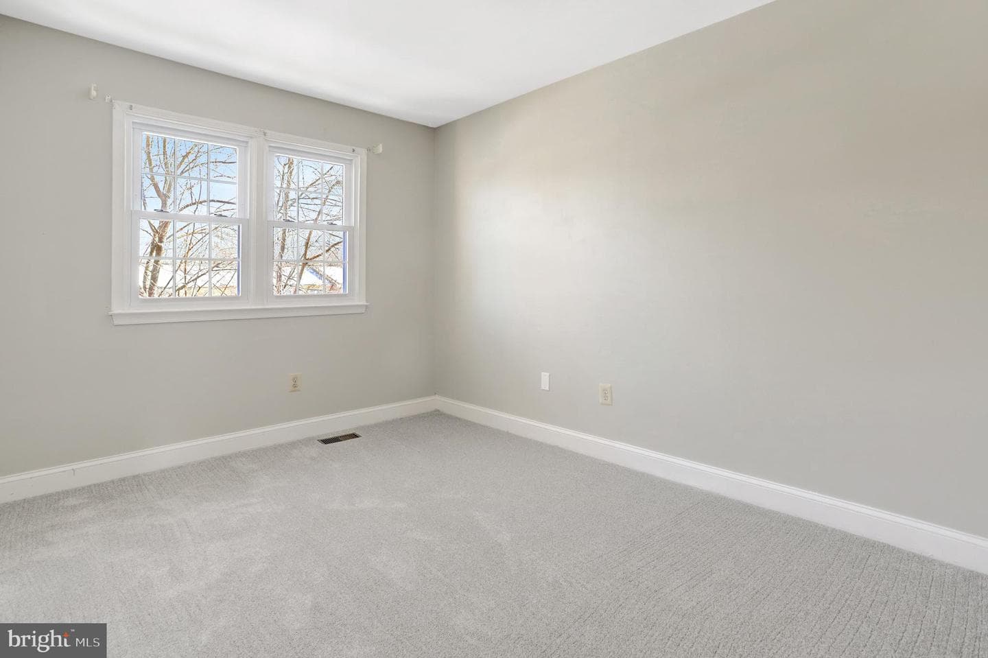 8225 Cedar Landing Court photo 19