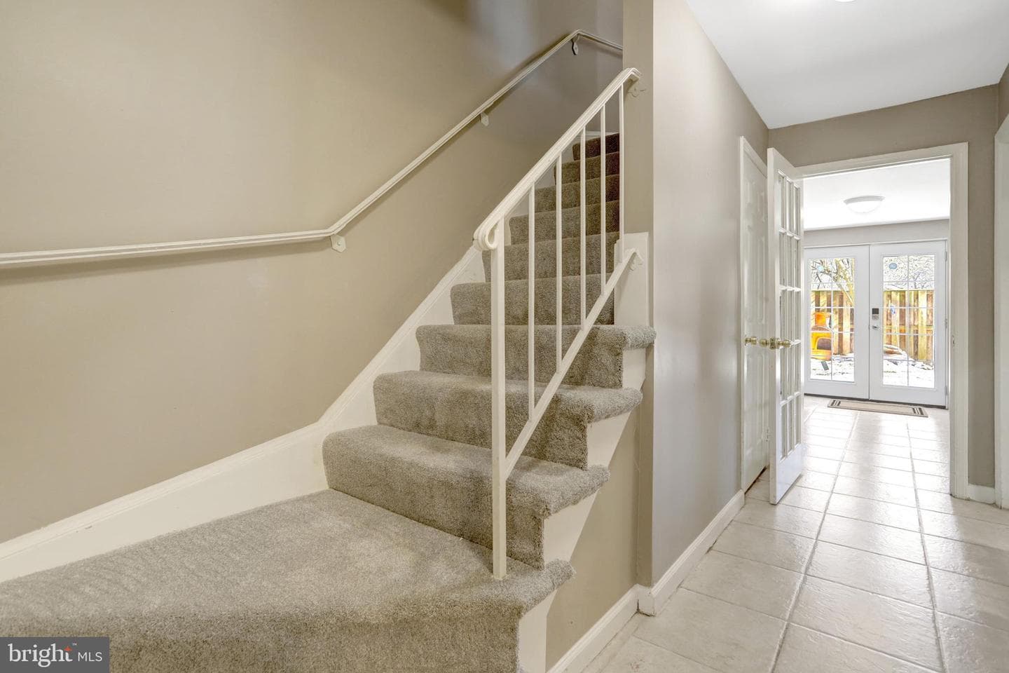 8225 Cedar Landing Court photo 25